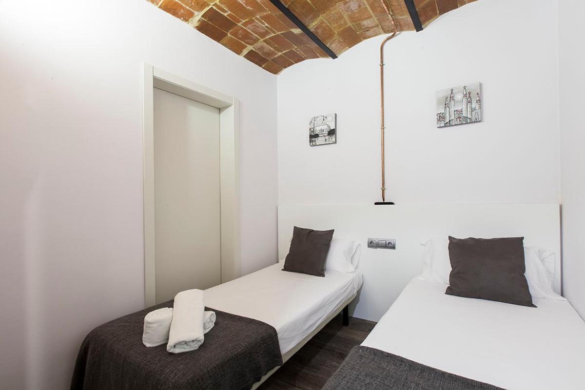 Ab Paral-Lel Spacious Apartments Barcelona Exterior photo