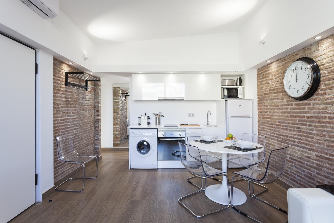 Ab Paral-Lel Spacious Apartments Barcelona Exterior photo
